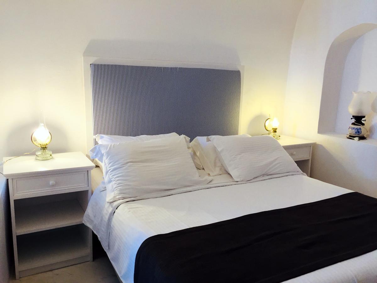 Aigialos Luxury Traditional Settlement Fira  Eksteriør bilde